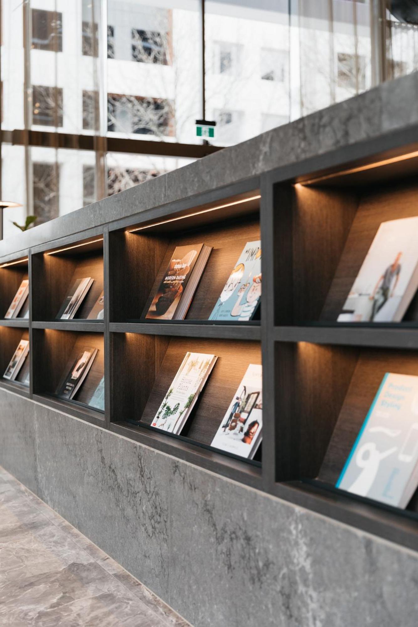 Meriton Suites แคนเบอร์รา ภายนอก รูปภาพ Publications