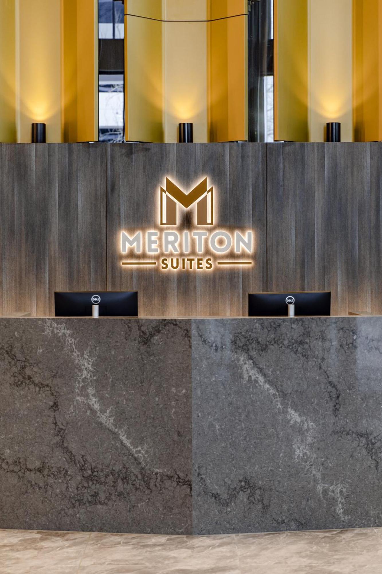 Meriton Suites แคนเบอร์รา ภายนอก รูปภาพ Meriton Suites