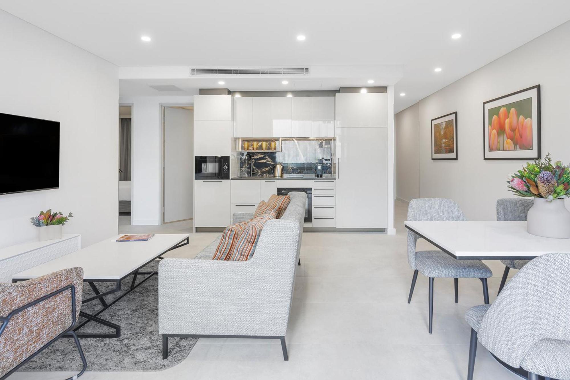 Meriton Suites แคนเบอร์รา ภายนอก รูปภาพ A typical apartment interior
