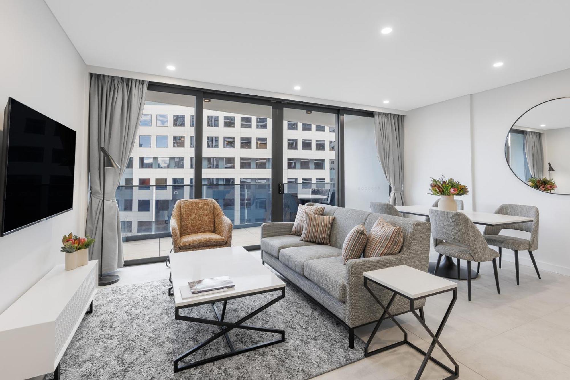 Meriton Suites แคนเบอร์รา ภายนอก รูปภาพ Living room