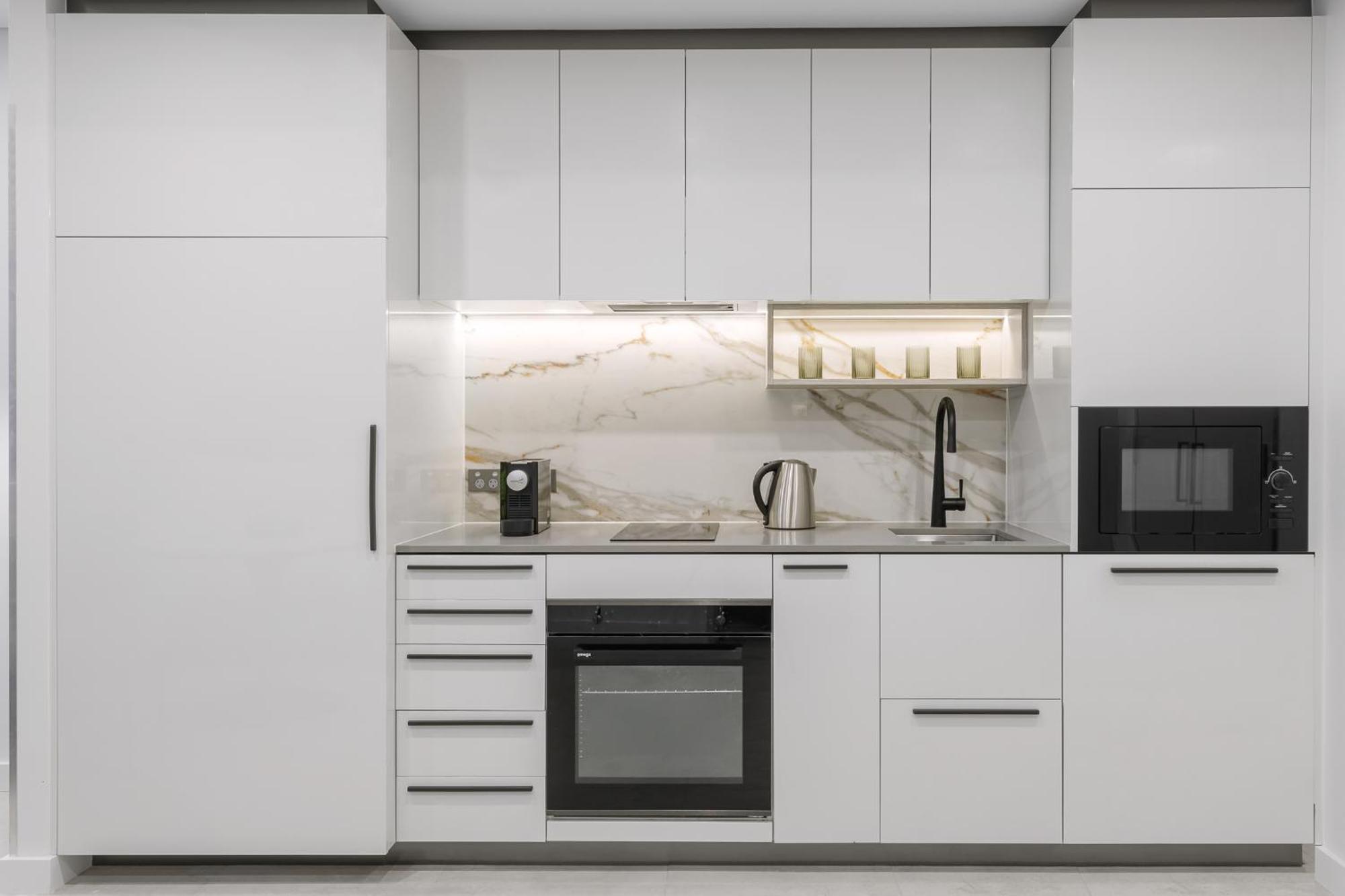 Meriton Suites แคนเบอร์รา ภายนอก รูปภาพ A modern kitchen